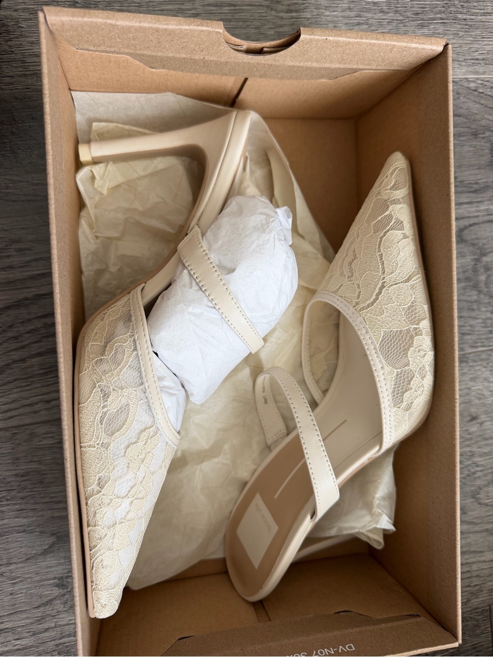 Dolce Vita Katik White Floral Lace Pointed-Toe Heels Mules – Size 7